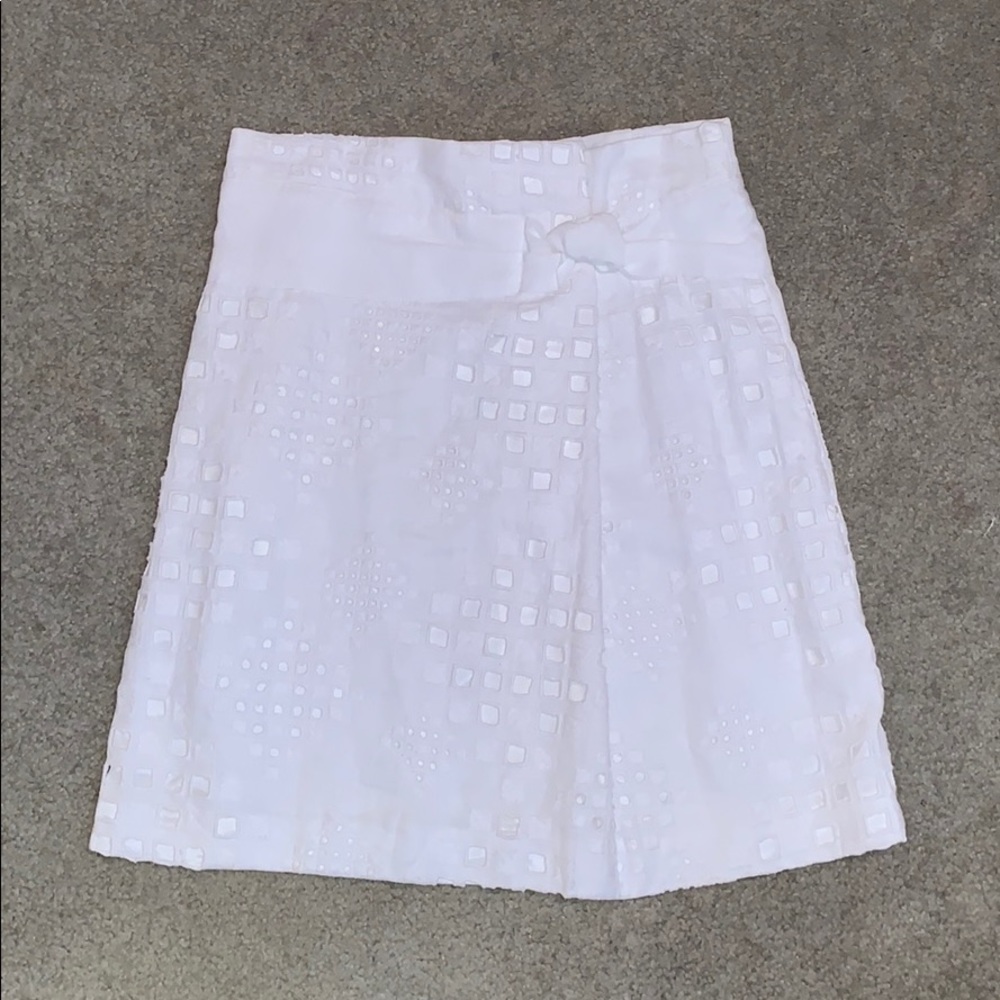 Elie Tahari White crotchet skirt